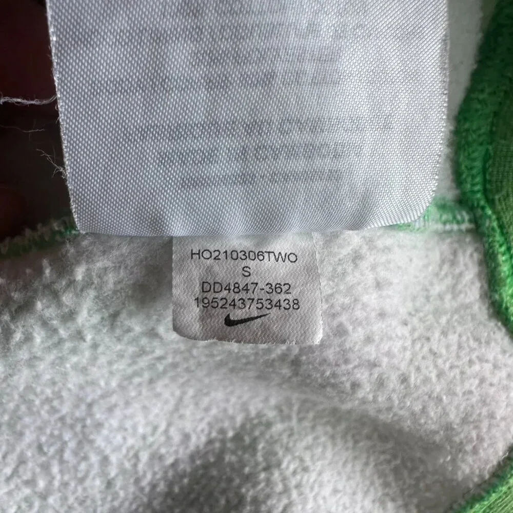 Men's S Nike Sport Essentials Logo Hoodie Green Print Hooded Sporty